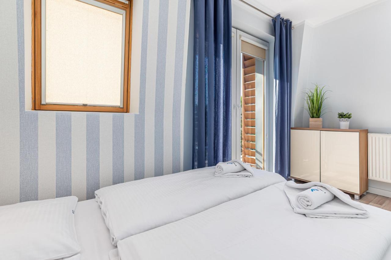 Apartamenty Feniks By Noclegi Renters Свиноуйсьце Экстерьер фото