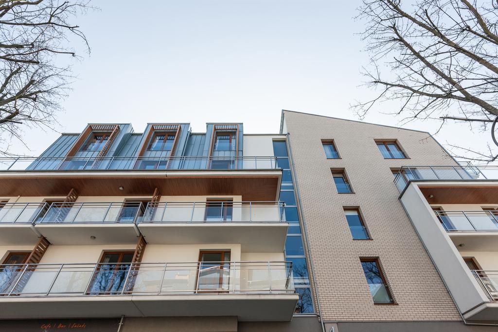 Apartamenty Feniks By Noclegi Renters Свиноуйсьце Экстерьер фото