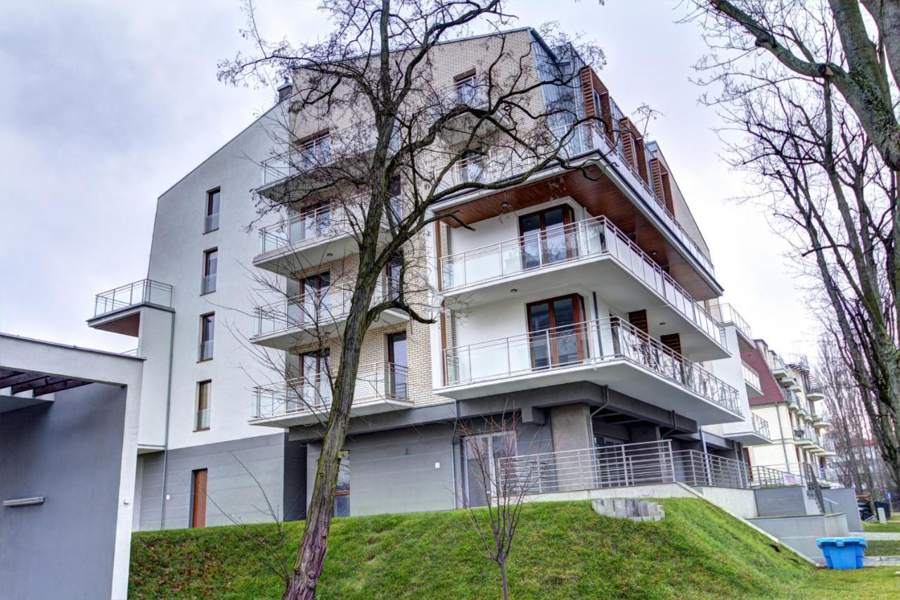 Apartamenty Feniks By Noclegi Renters Свиноуйсьце Экстерьер фото